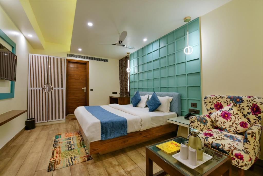 Hotel Blue Pearl - Executive Room with Airport Pickup